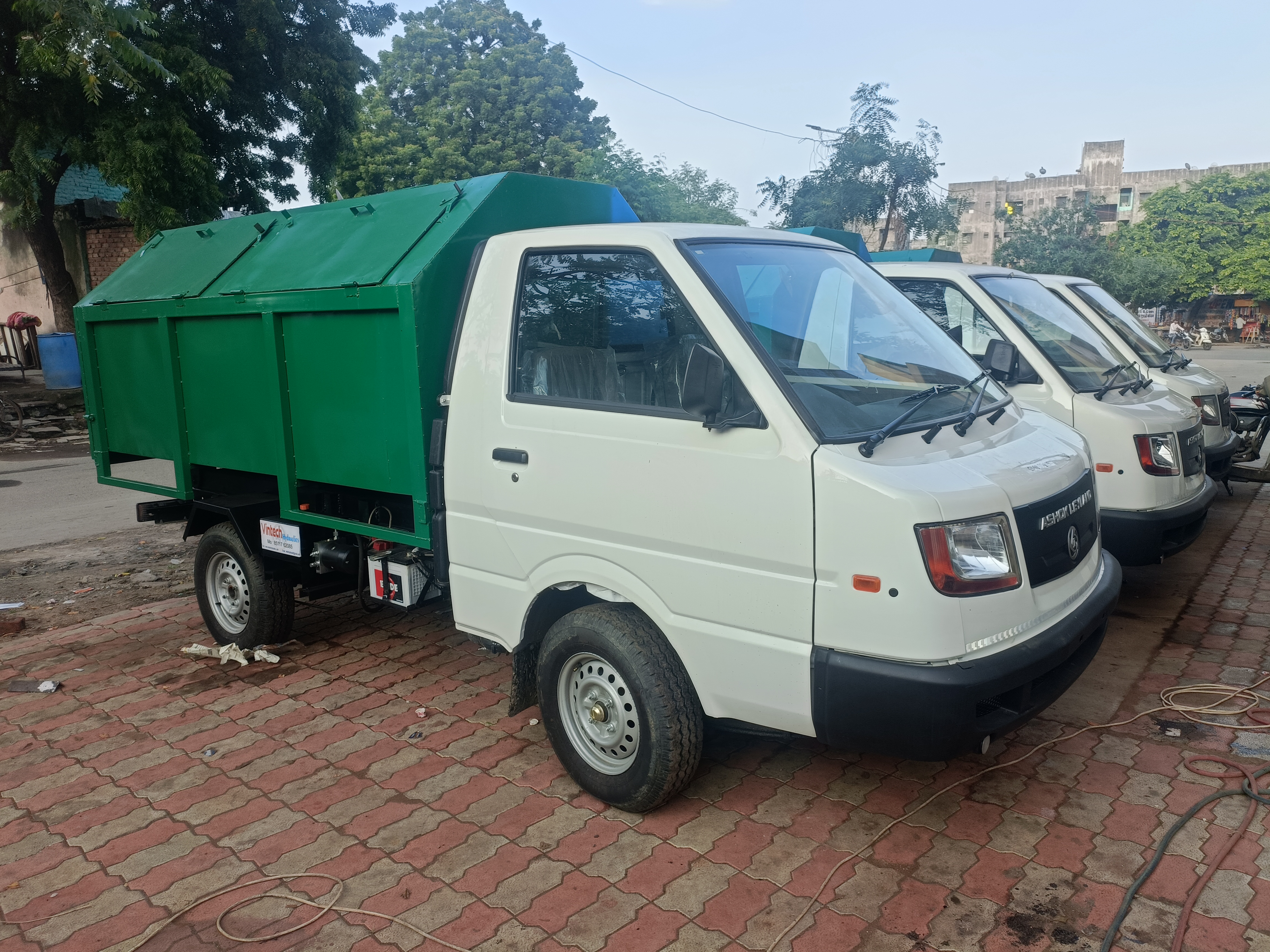 Garbage Container Tipper